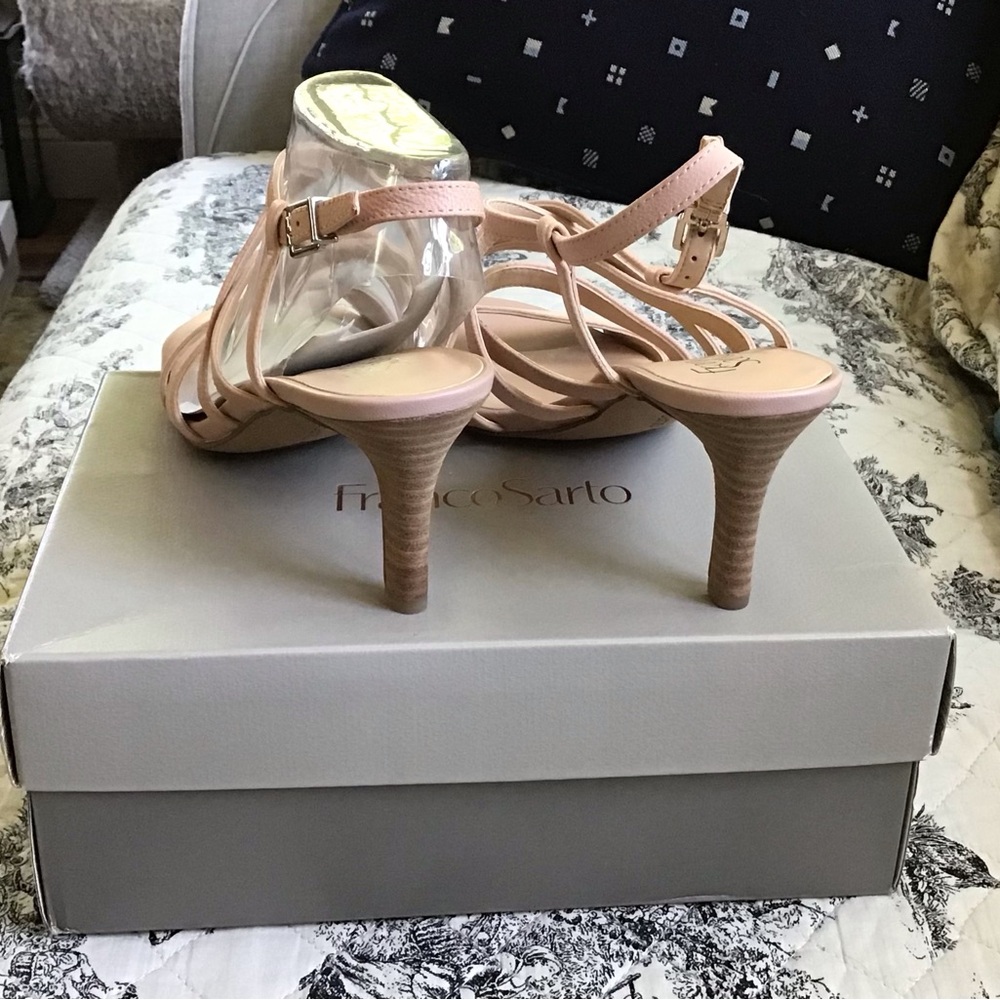 **New** with box, Franco Sarto 8M L-Olian strappy sandal! - Picture 8 of 9